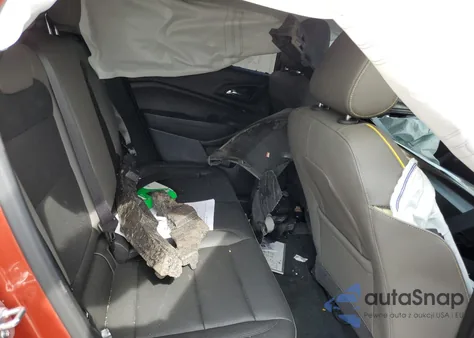 2024 Chevrolet Trax Activ из США, поврежденный, VIN KL77LKE23RC226246